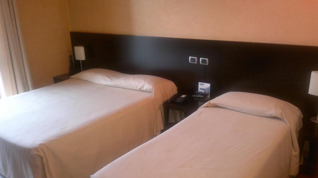 אסטי Hotel Aleramo חדר תמונה
